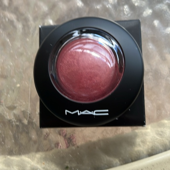 MAC Cosmetics Other - MAC Minerlizing blush Love Thing